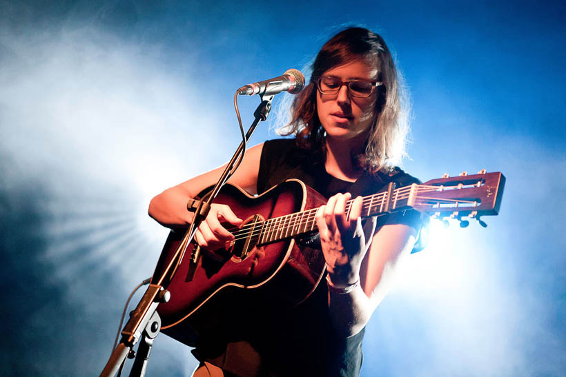 Astronaute live tijdens Limbomania in the Muziekodroom in Hasselt, België op 3 december 2011
