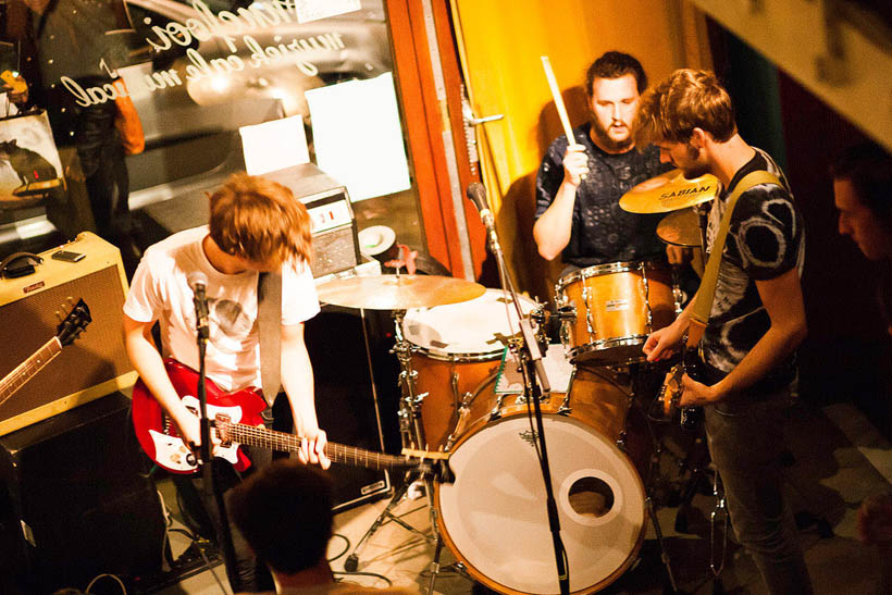 Dvkes live in de Bonnefooi in Brussel, België op 19 september 2013