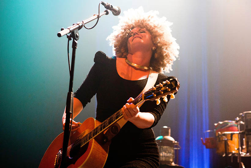Katzenjammer live in de Ancienne Belgique in Brussel, België op 29 november 2011