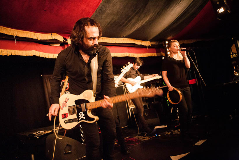 The Liminanas live op Eurosonic Noorderslag in Groningen, Nederland op 17 januari 2014