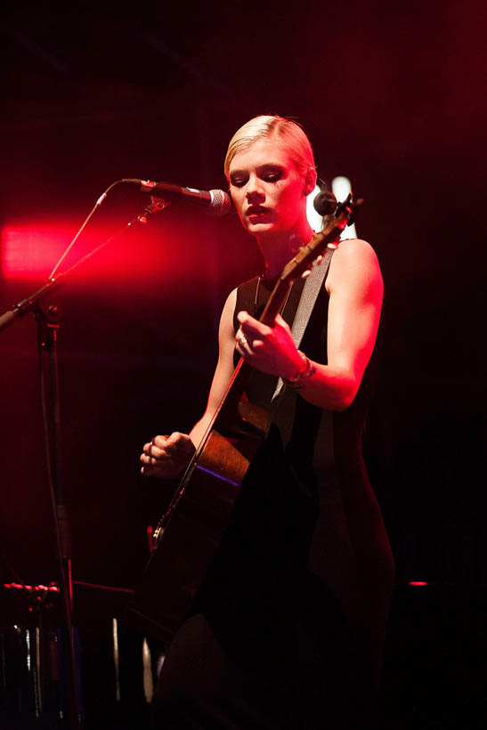 Trixie Whitley live at M-IDZomer at Museum M in Leuven, Belgium on 1 August 2013