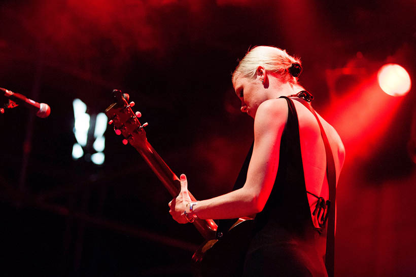 Trixie Whitley live at M-IDZomer at Museum M in Leuven, Belgium on 1 August 2013