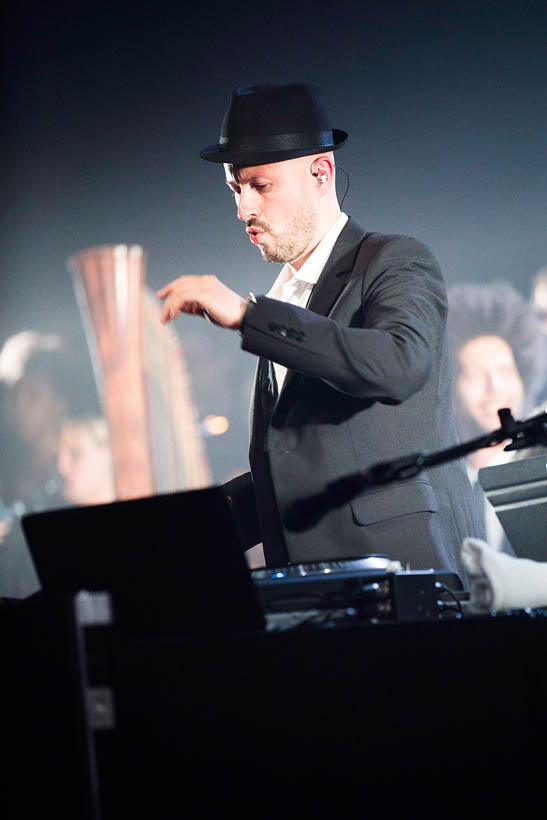 Wax Tailor live op Les Nuits Botanique in het Koninklijk Circus in Brussel, België op 18 mei 2014